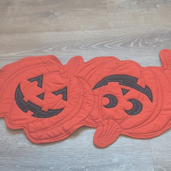 Pumpkin Halloween Table Runner - Orange and Black Roughly 4 1/2 Feet By 1 Foot - Picture 2 of 5
